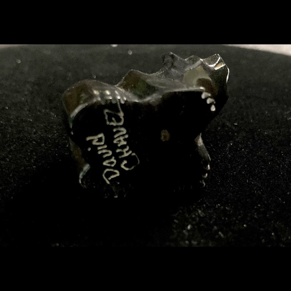 Vintage ZUNI Native American Hand Carved Fetish Turquoise Eyes DAVID CHAVEZ - Picture 9 of 10